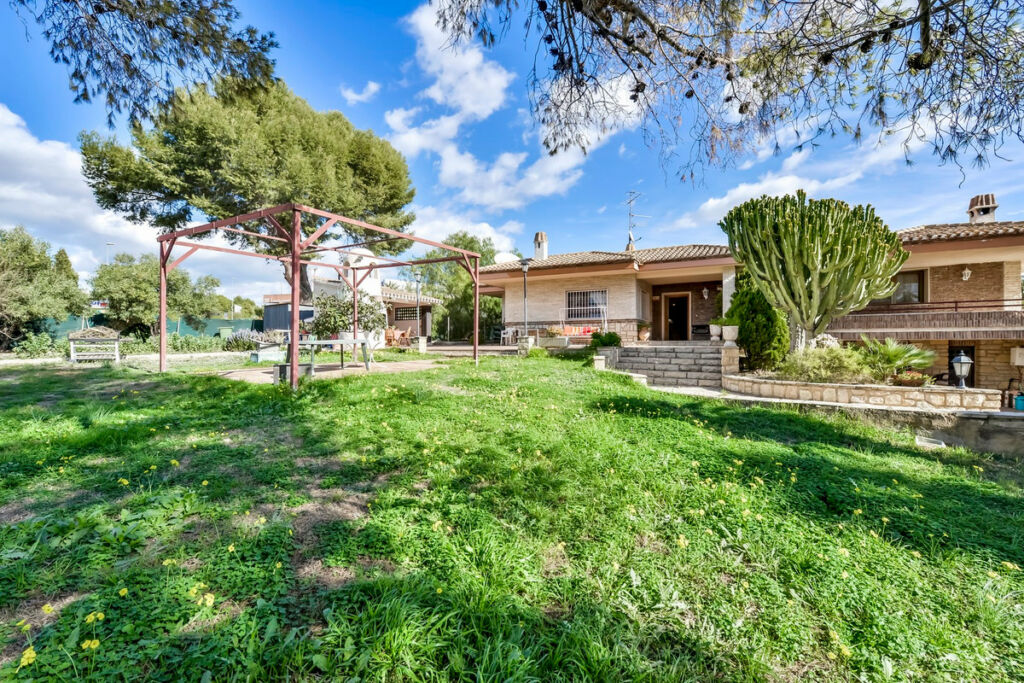 Detached Villa Benidorm Alicante - image 8