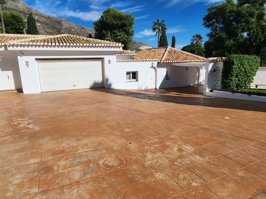 Detached Villa Benalmadena Málaga - image 8