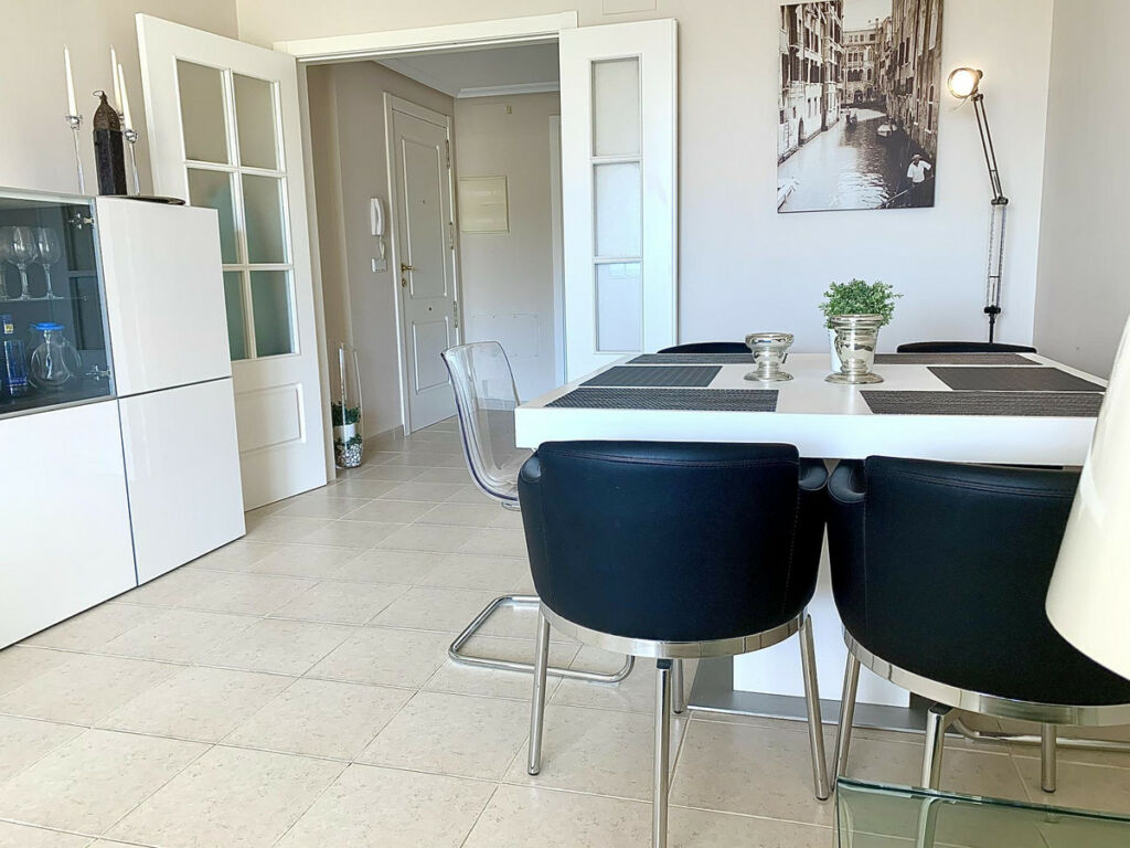 Middle Floor Apartment Altea Alicante - image 8
