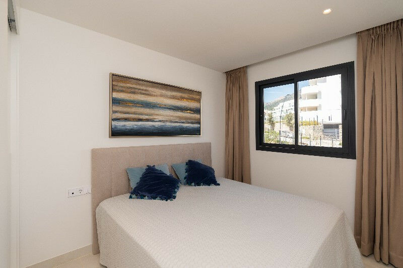 Middle Floor Apartment Fuengirola Málaga - image 6