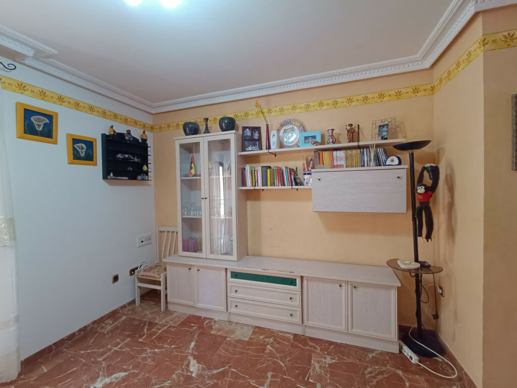 Middle Floor Apartment Playa Del Cura Alicante - image 8