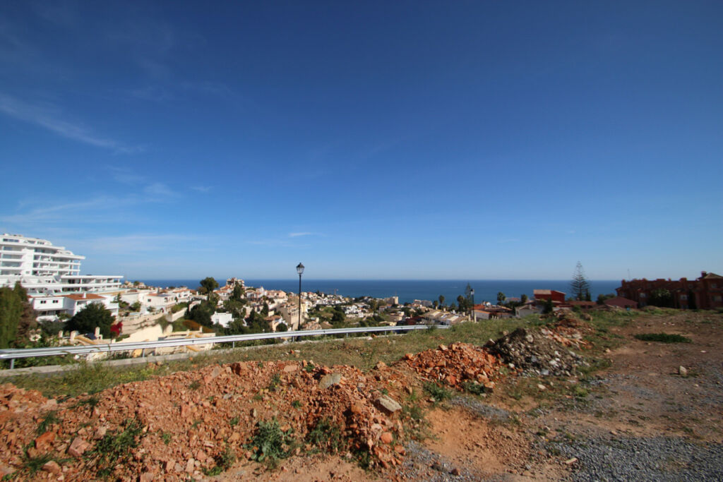 Residential Plot Fuengirola Málaga - image 9