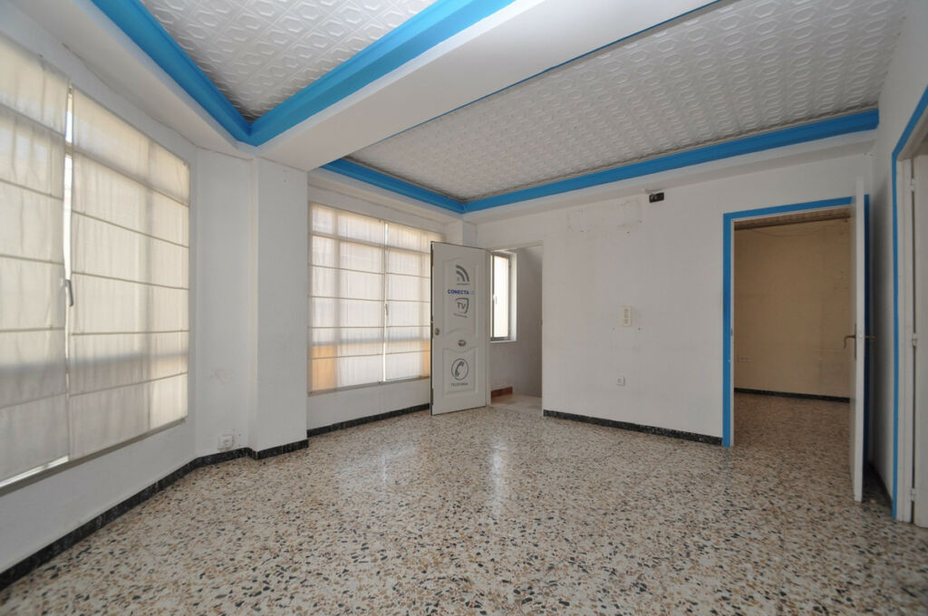 Middle Floor Apartment Pinoso Alicante - image 9
