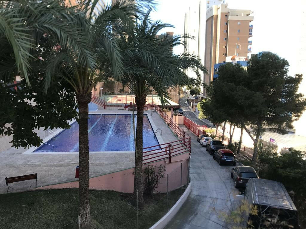 Middle Floor Apartment Benidorm Alicante - image 9