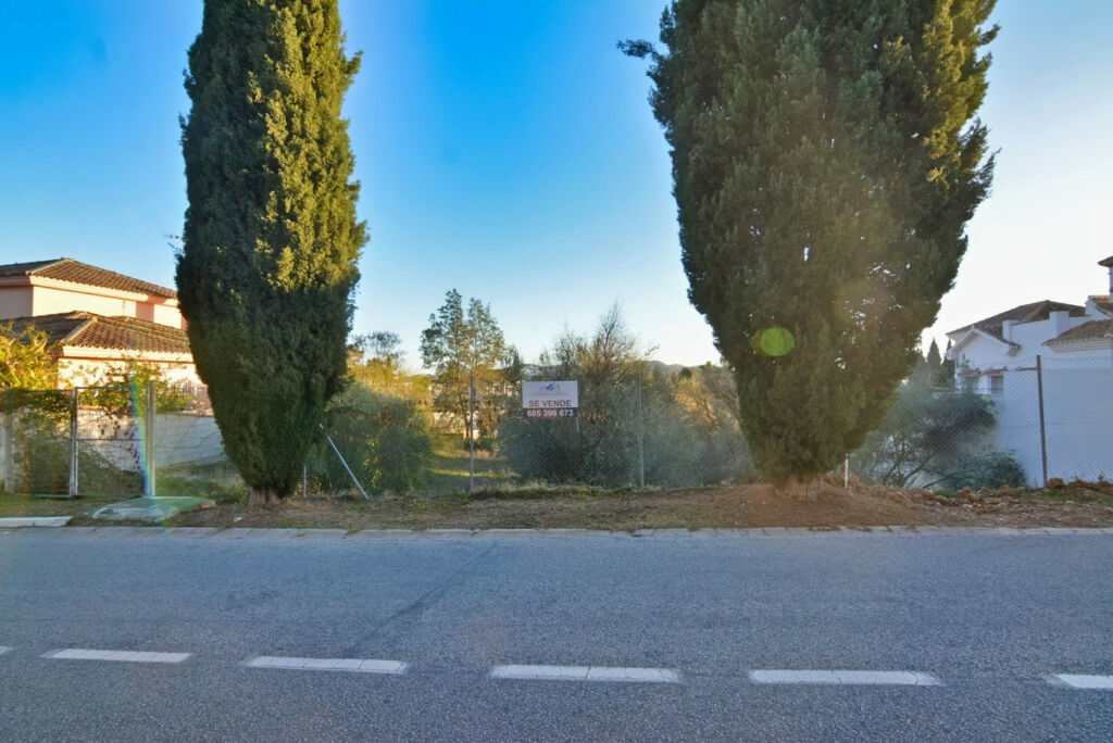 Residential Plot Mijas Golf Málaga - image 9