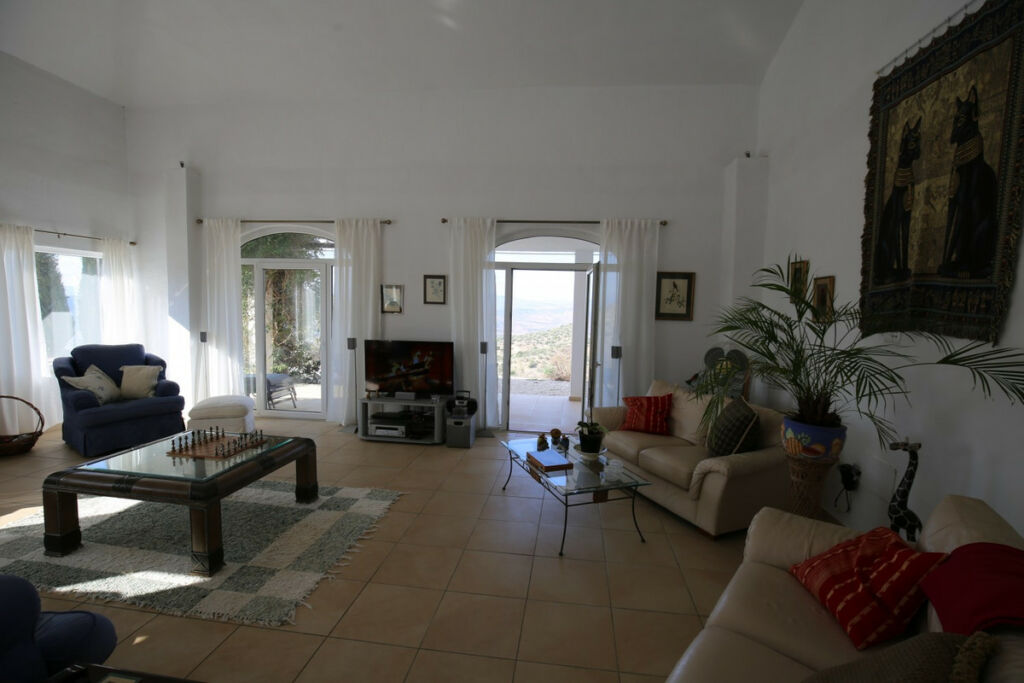 Detached Villa Alcaucín Málaga - image 9