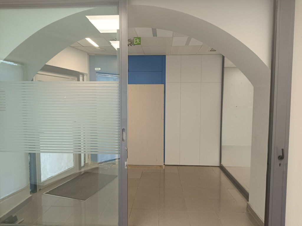 Middle Floor Apartment Dolores Alicante - image 9