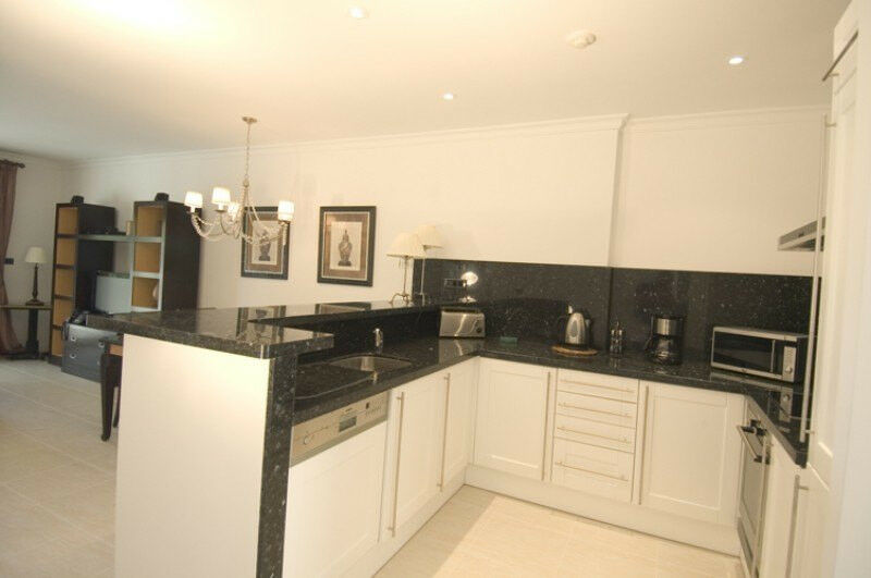 Ground Floor Apartment La Fustera Alicante - image 10