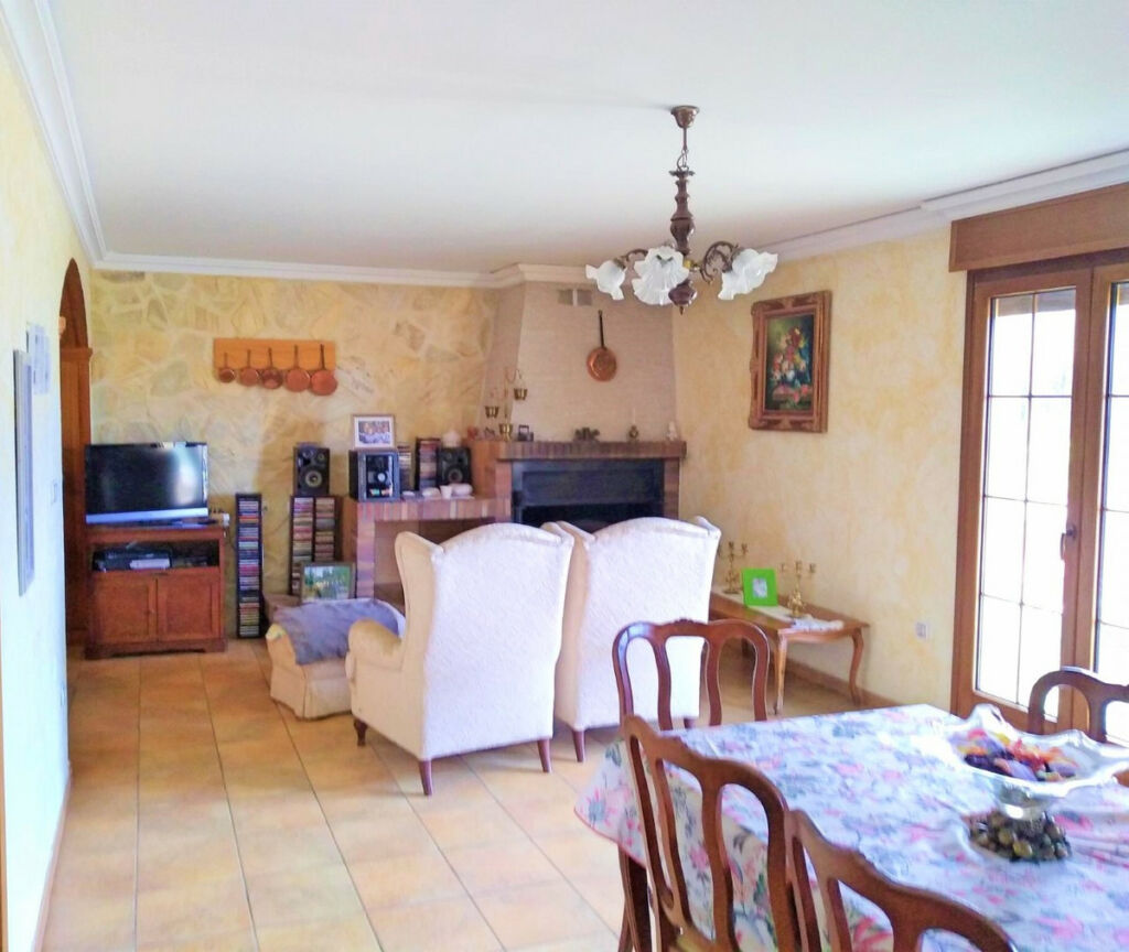 Detached Villa Aspe Alicante - image 9