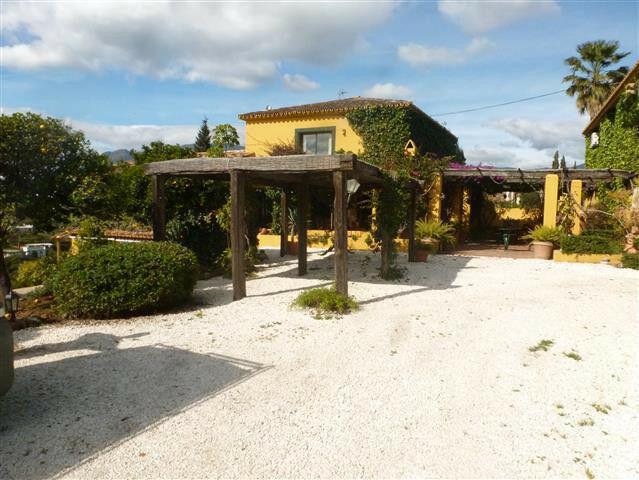 Detached Villa Estepona Málaga