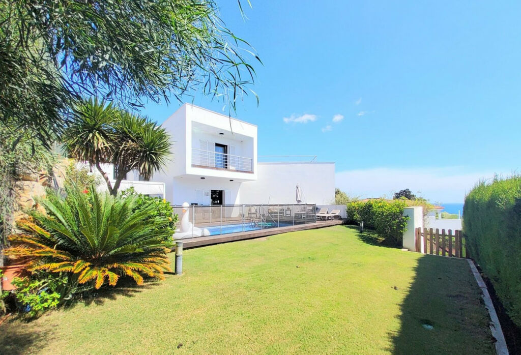 Detached Villa Torreguadiaro Cádiz