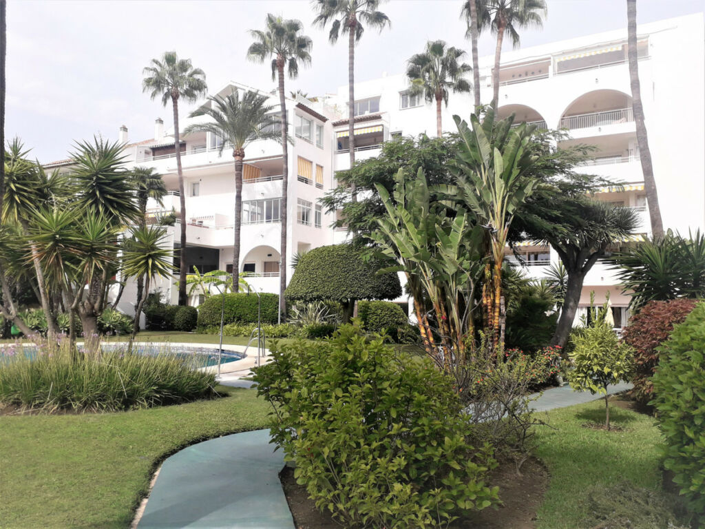 Middle Floor Apartment Atalaya Málaga