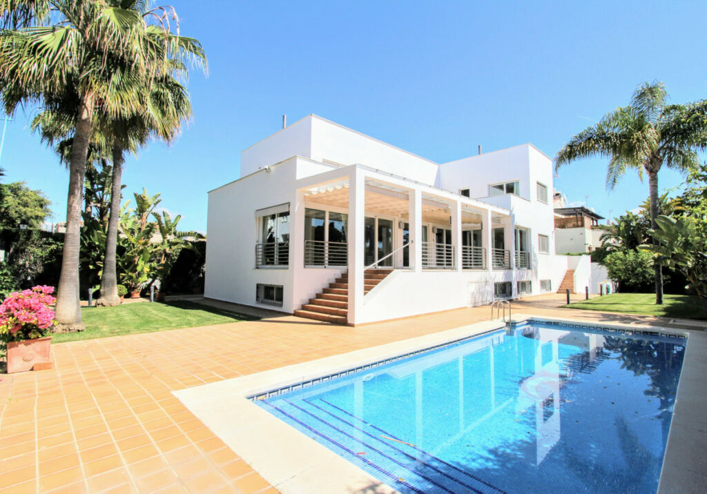 Detached Villa San Pedro de Alcántara Málaga