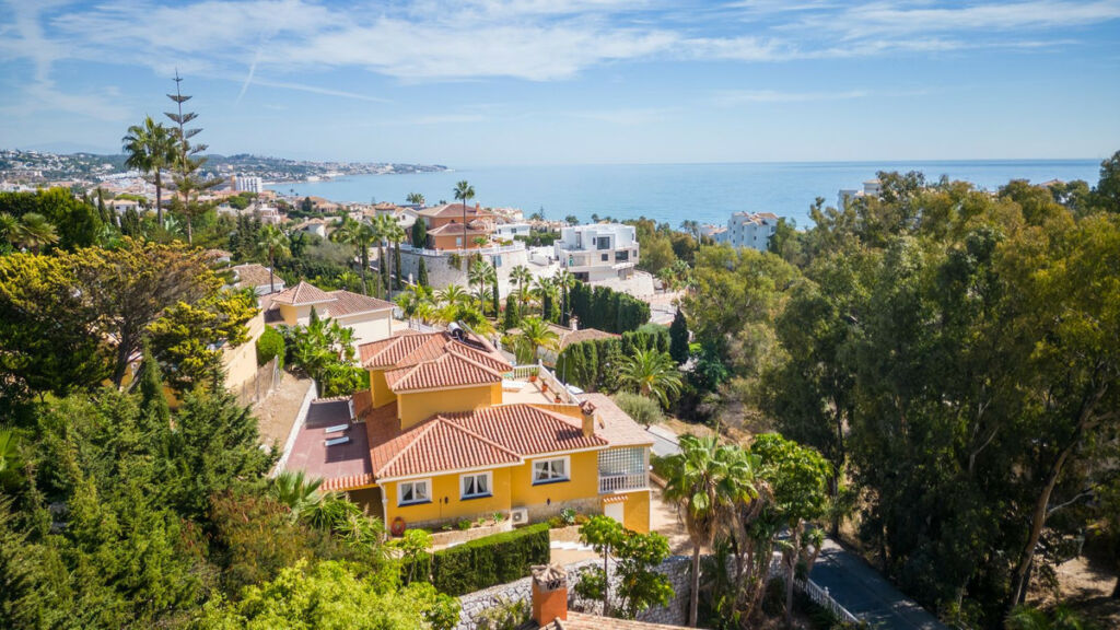 Detached Villa Torrenueva Málaga - image 5