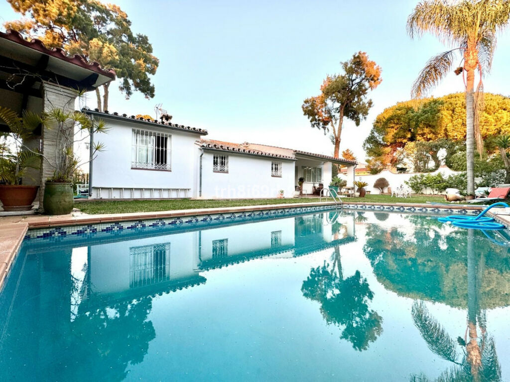 Detached Villa Atalaya Málaga