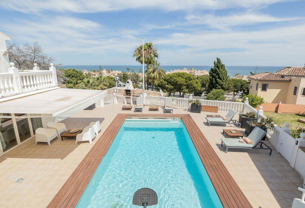Detached Villa Torrenueva Málaga - image 2