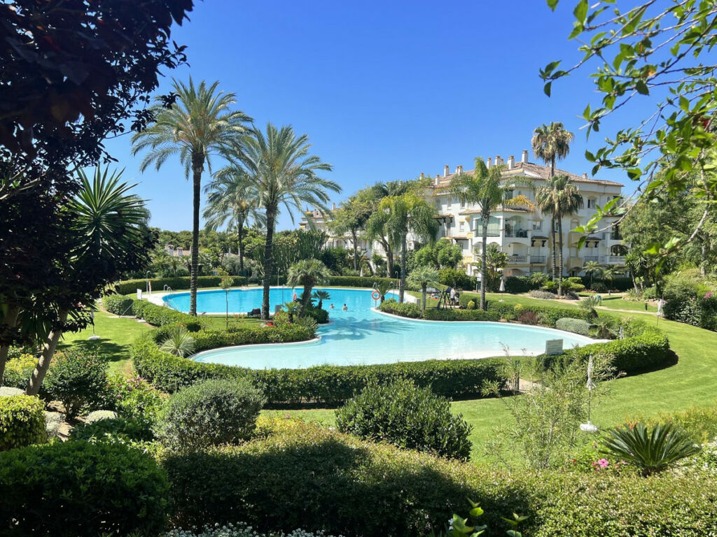 Penthouse The Golden Mile Málaga - image 2