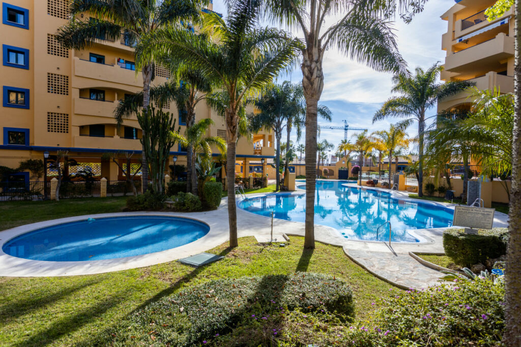 Top Floor Apartment San Pedro de Alcántara Málaga
