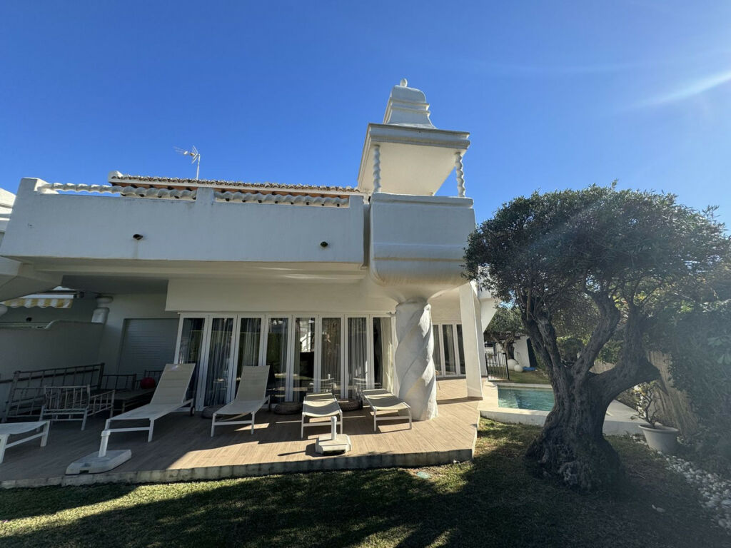 Detached Villa Bahía de Marbella Málaga