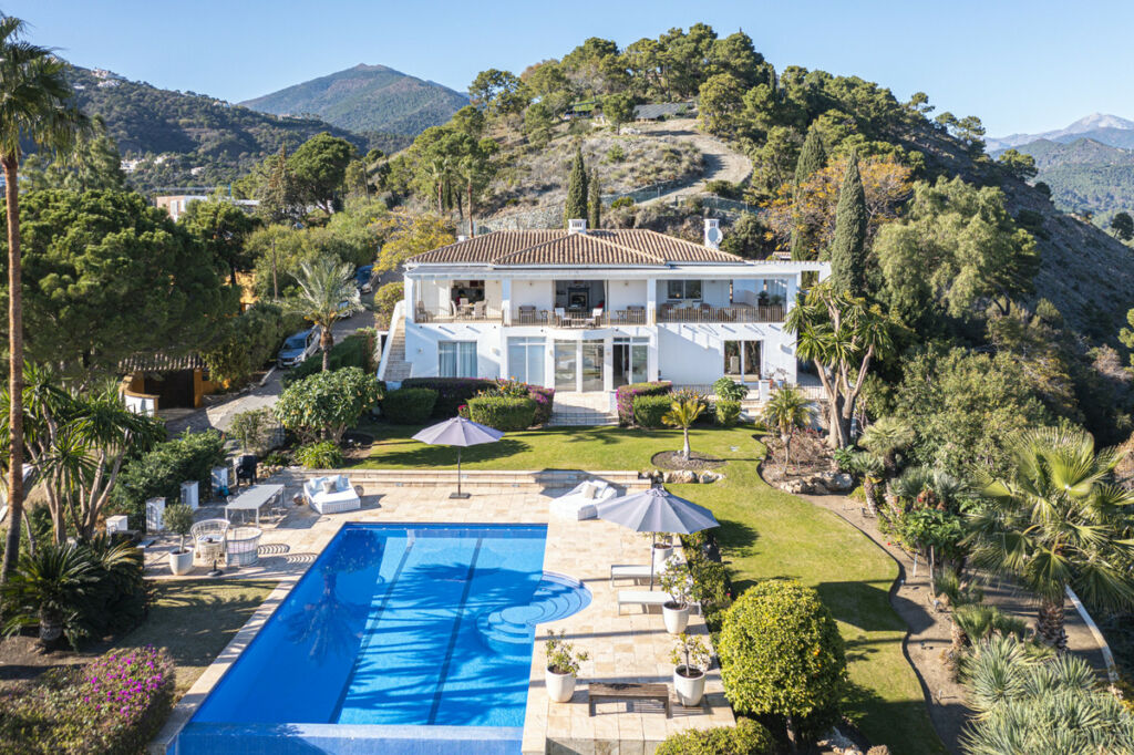 Detached Villa El Madroñal Málaga