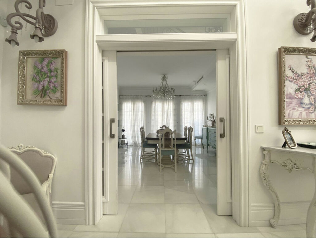 Detached Villa Marbella Málaga - image 9