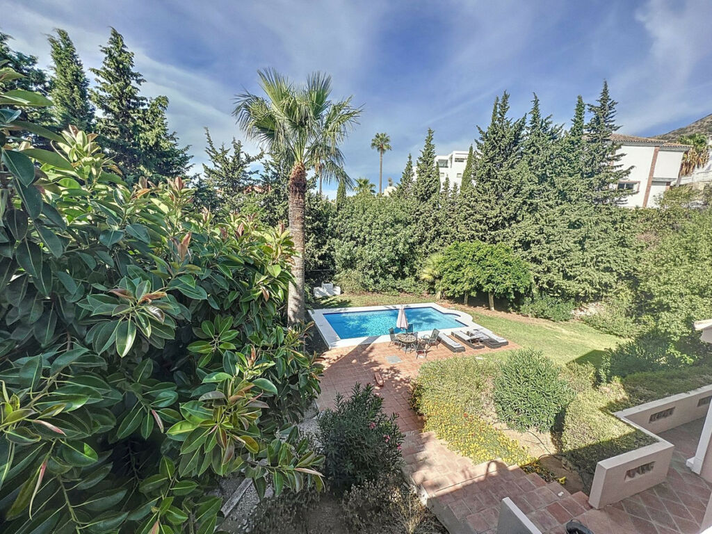 Detached Villa Mijas Málaga - image 10