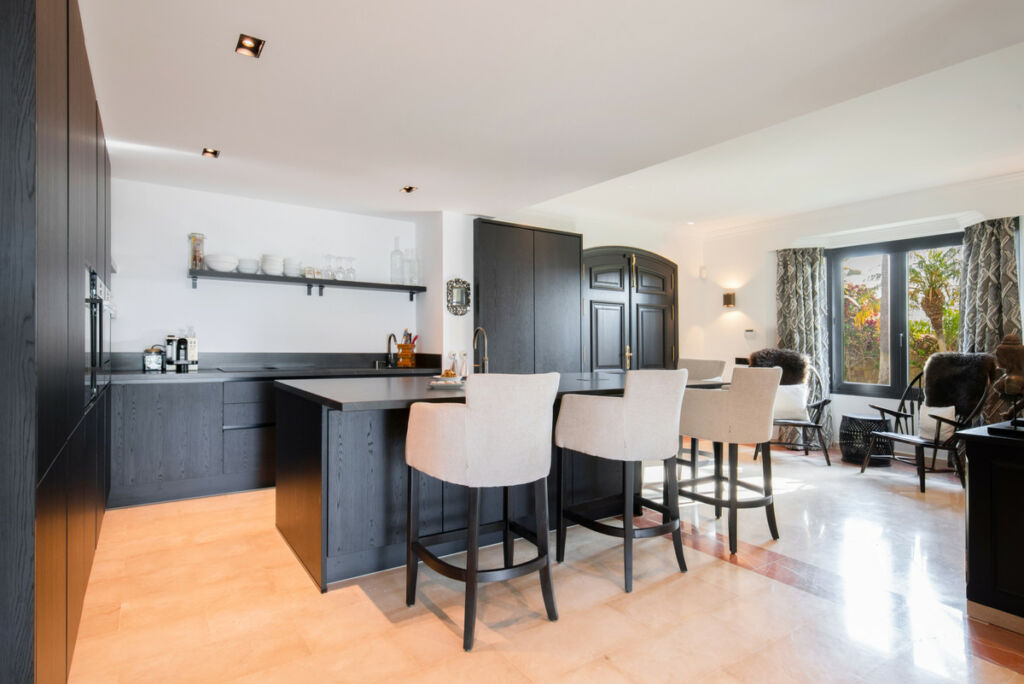Detached Villa El Rosario Málaga - image 10