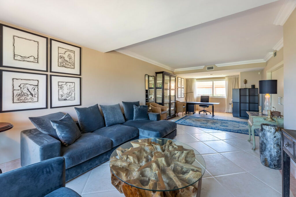 Penthouse Nueva Andalucía Málaga - image 10