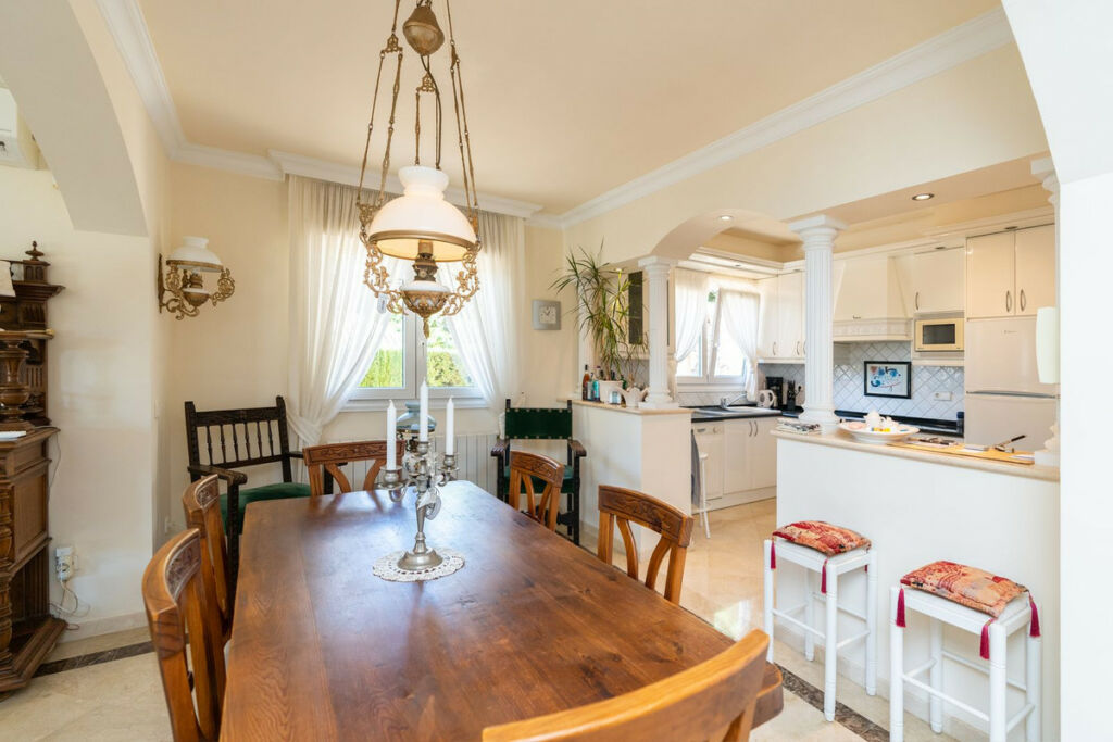Detached Villa Torrenueva Málaga - image 12