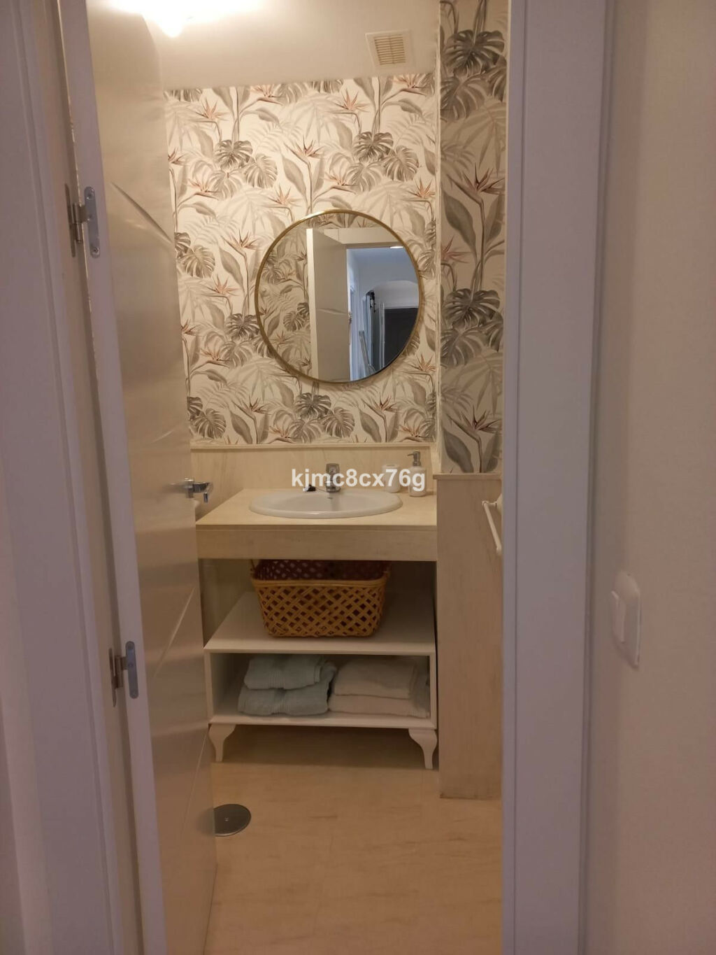 Middle Floor Apartment Calahonda Málaga - image 10