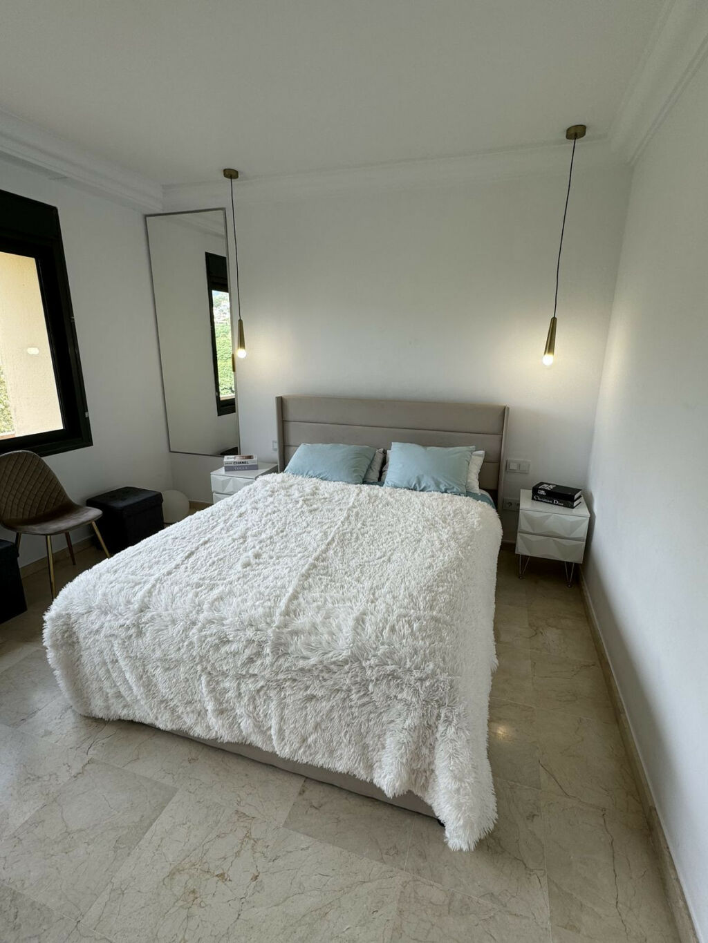 Middle Floor Apartment Nueva Andalucía Málaga - image 11