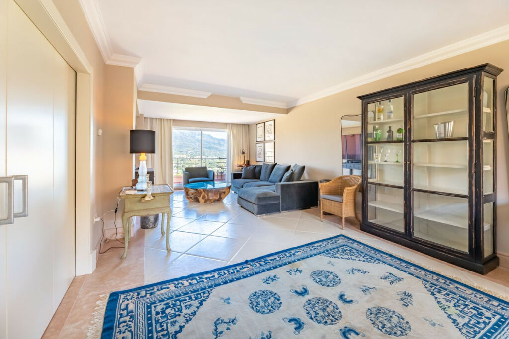 Penthouse Nueva Andalucía Málaga - image 11