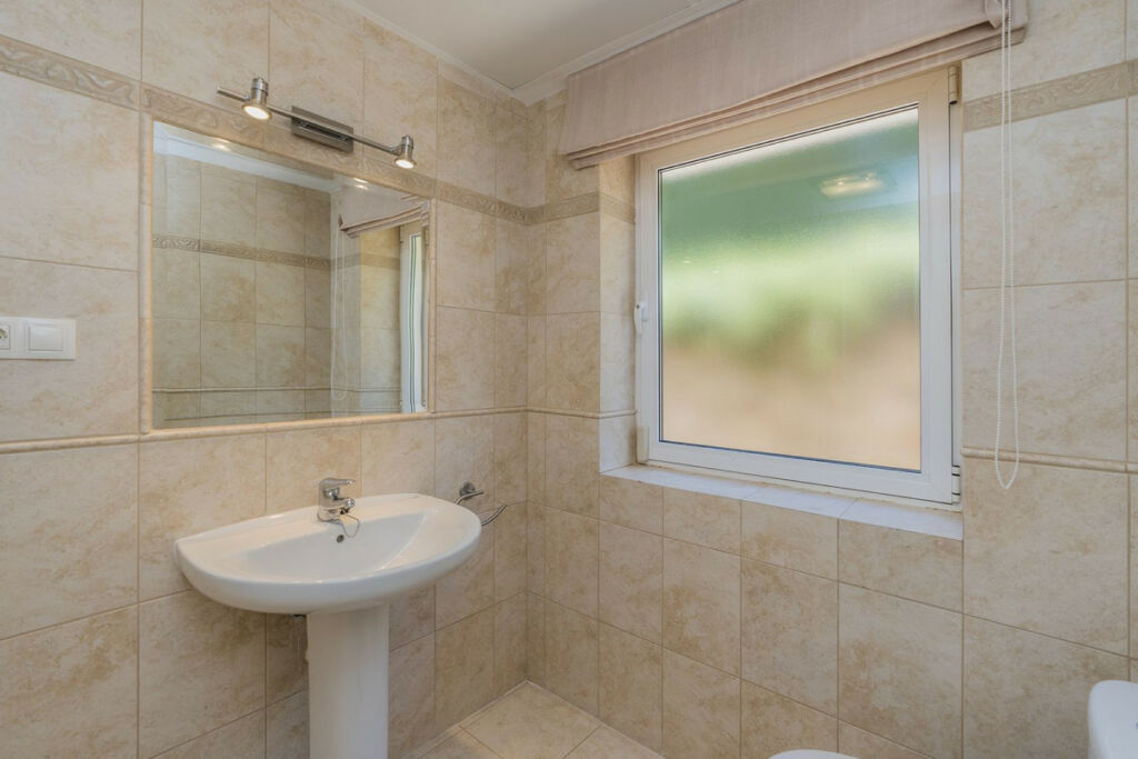 Detached Villa Valtocado Málaga - image 12