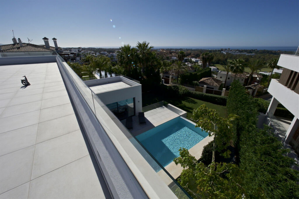 Detached Villa Benahavís Málaga - image 11