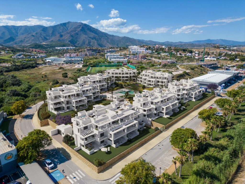 Top Floor Apartment Estepona Málaga - image 11