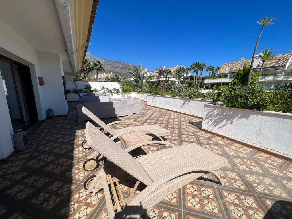 Penthouse Duplex The Golden Mile Málaga - image 11