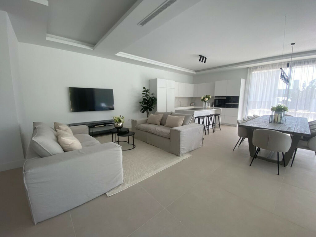Detached Villa Monte Halcones Málaga - image 11