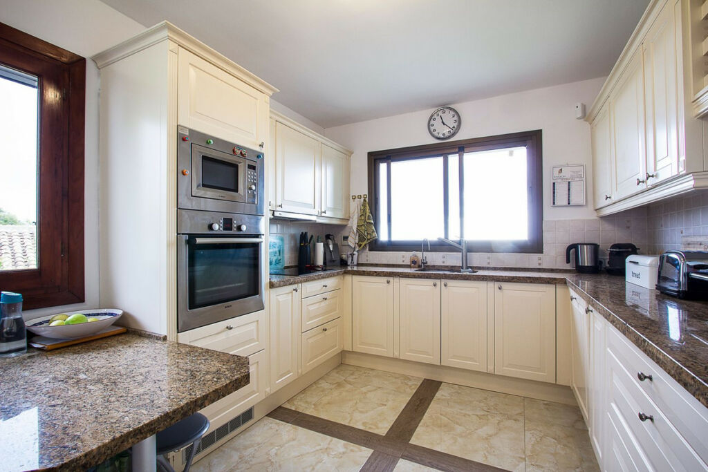 Detached Villa Mijas Costa Málaga - image 11