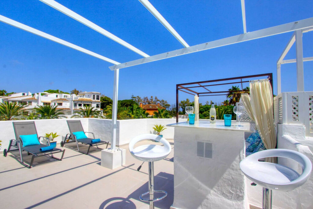 Penthouse Elviria Málaga - image 22
