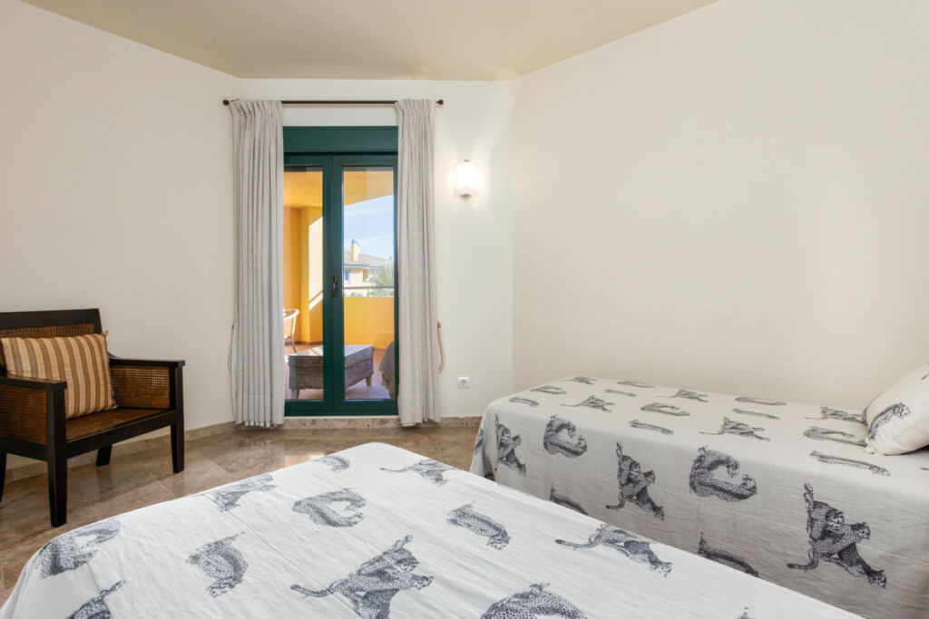 Top Floor Apartment San Pedro de Alcántara Málaga - image 12