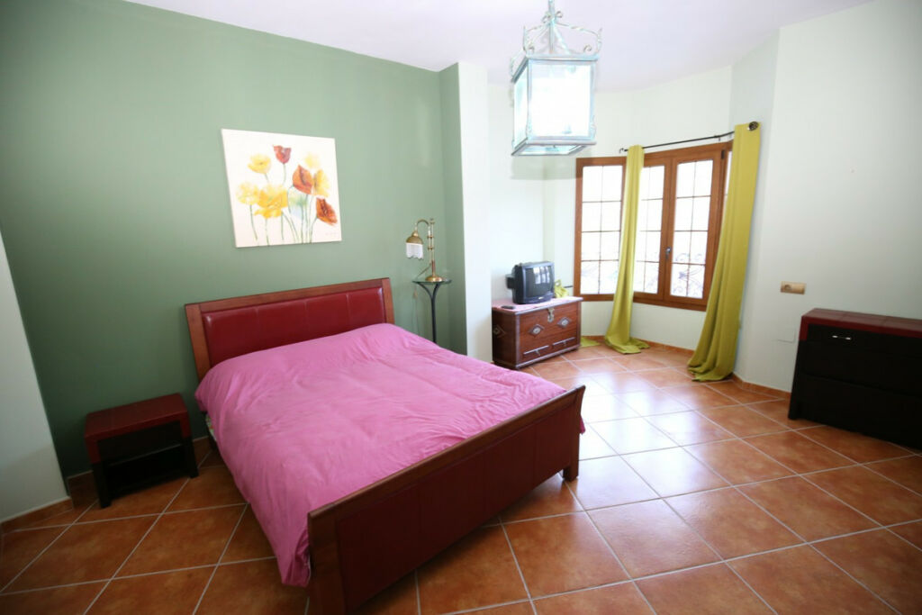 Detached Villa Benamargosa Málaga - image 12