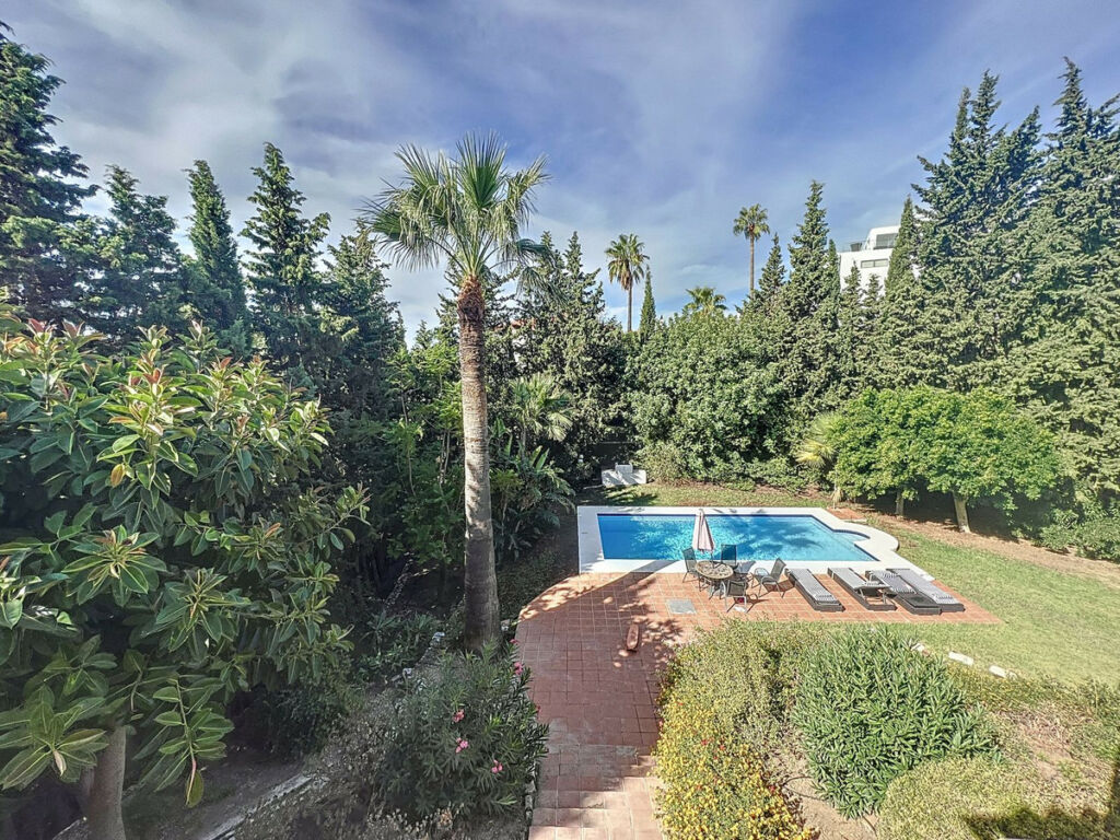 Detached Villa Mijas Málaga - image 12