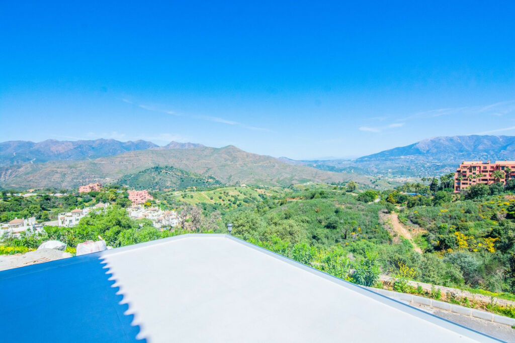 Detached Villa La Mairena Málaga - image 32