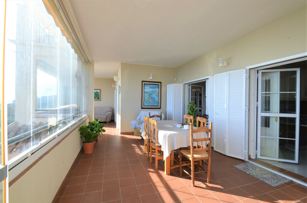 Middle Floor Apartment La Duquesa Málaga - image 12