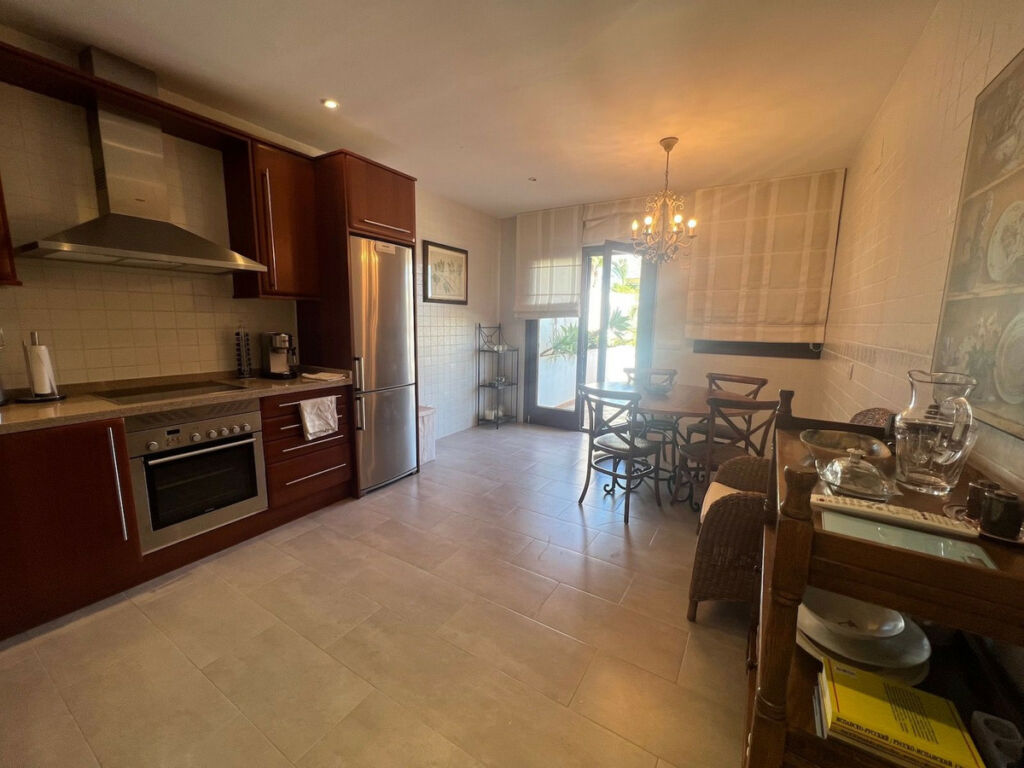 Penthouse Duplex The Golden Mile Málaga - image 13