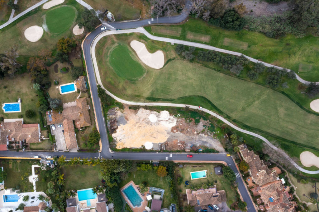 Residential Plot Guadalmina Baja Málaga - image 13