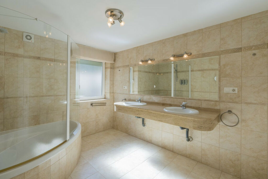 Detached Villa Valtocado Málaga - image 14