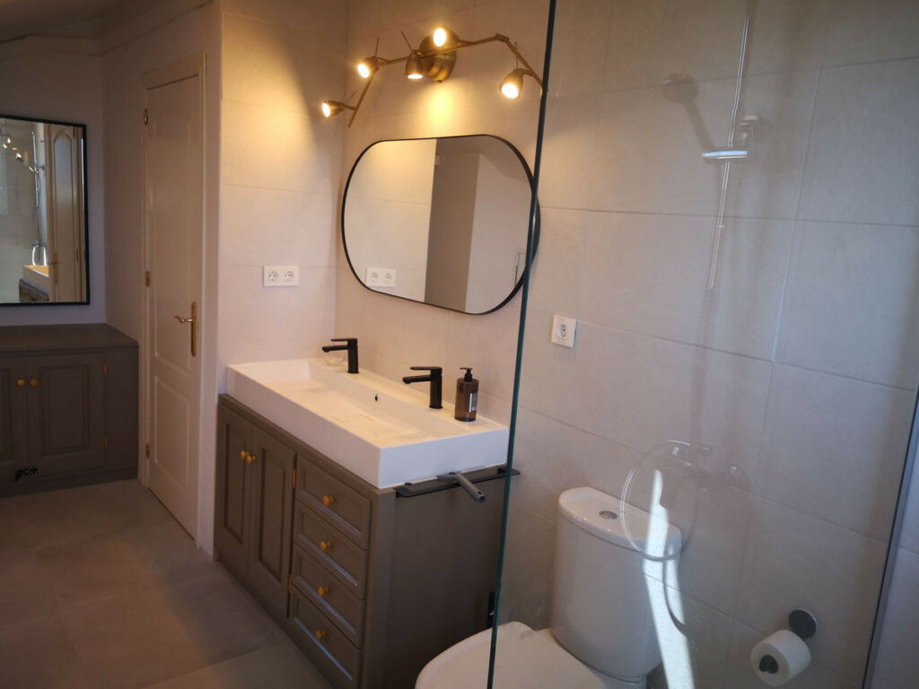 Penthouse Duplex Elviria Málaga - image 13