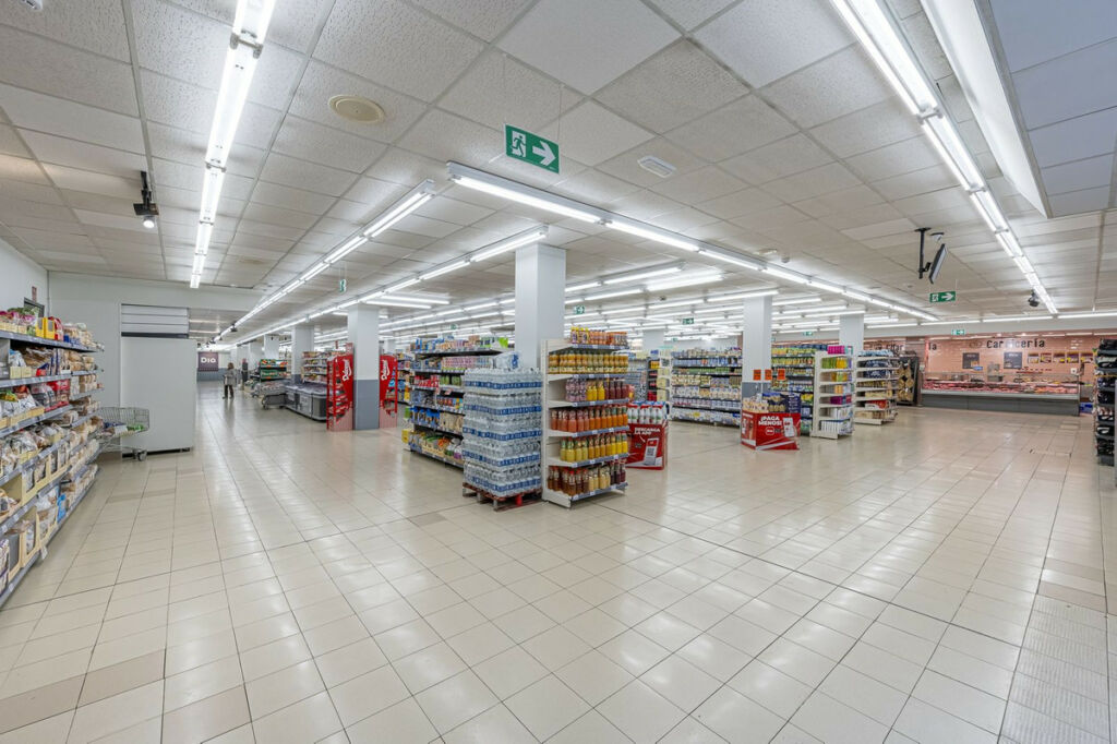 Shop Fuengirola Málaga - image 13