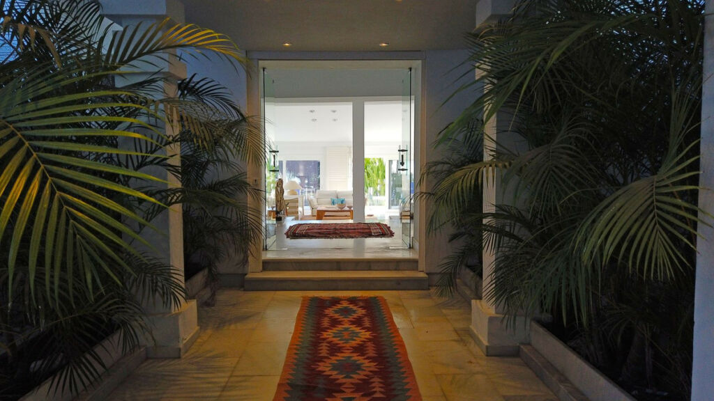 Detached Villa Hacienda Las Chapas Málaga - image 13